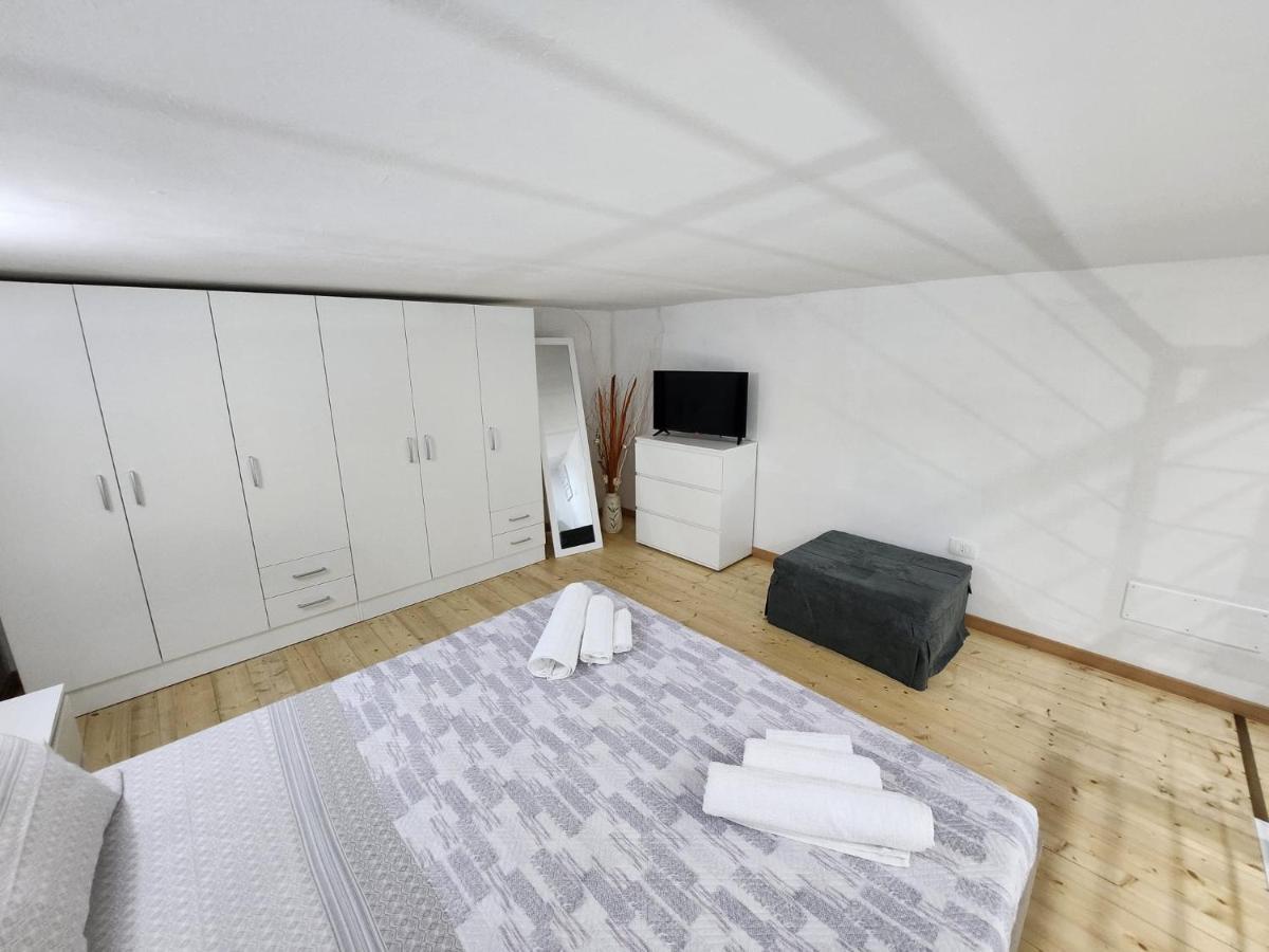 Il Cortile Della Patrona Lägenhet Syrakusa Exteriör bild