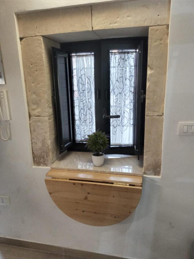 Il Cortile Della Patrona Lägenhet Syrakusa Exteriör bild