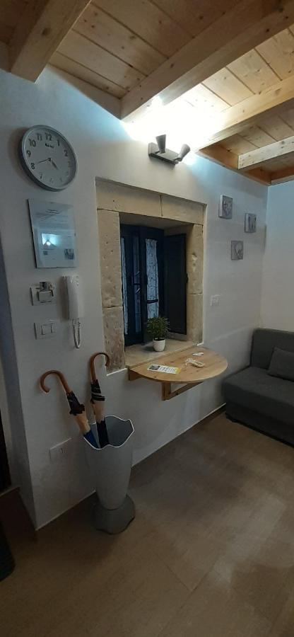 Il Cortile Della Patrona Lägenhet Syrakusa Exteriör bild